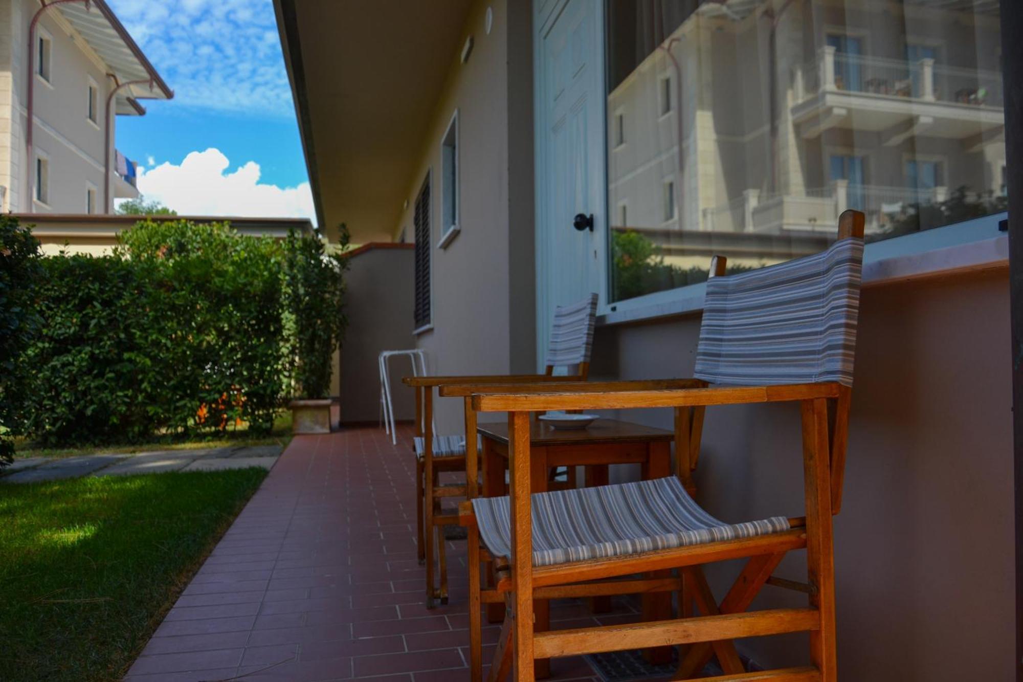Hotel Villa Elsa Marina di Massa Quarto foto
